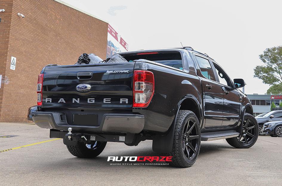 FORD RANGER AVALANCHE GLOSS BLACK MILLED ACCENTS